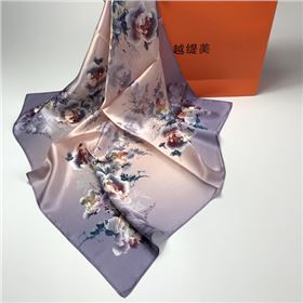 真絲圍巾防曬嗎——真絲圍巾、真絲絲巾、圍巾定制