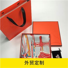絲巾怎么系好看，絲巾系法，絲巾，真絲絲巾，